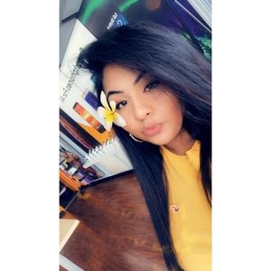 Meet your Posher, Nelly